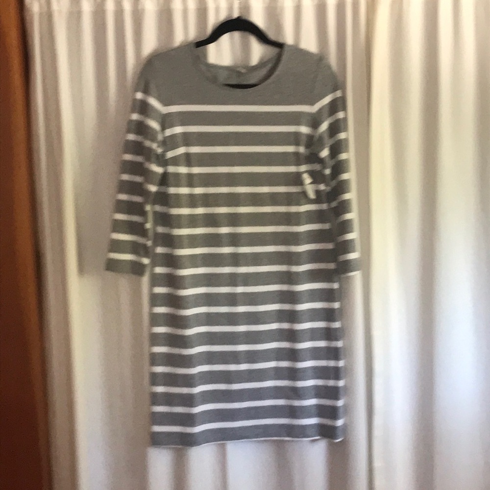 Old Navy grey knit dress NWT